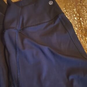 Lululemon wunder under